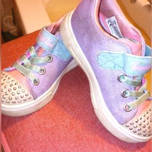 Girl light up sneakers
